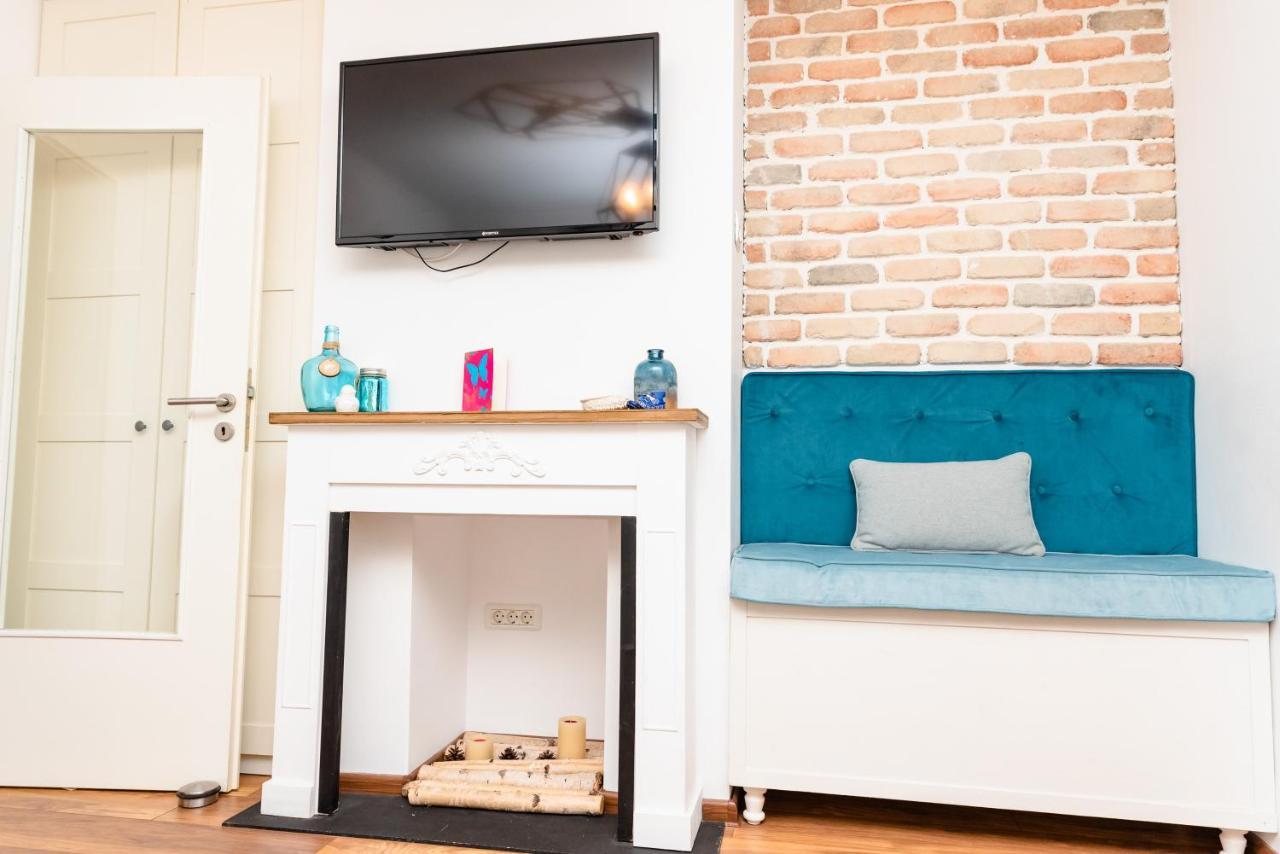 Blue Apartment ทิมิชัวรา ภายนอก รูปภาพ